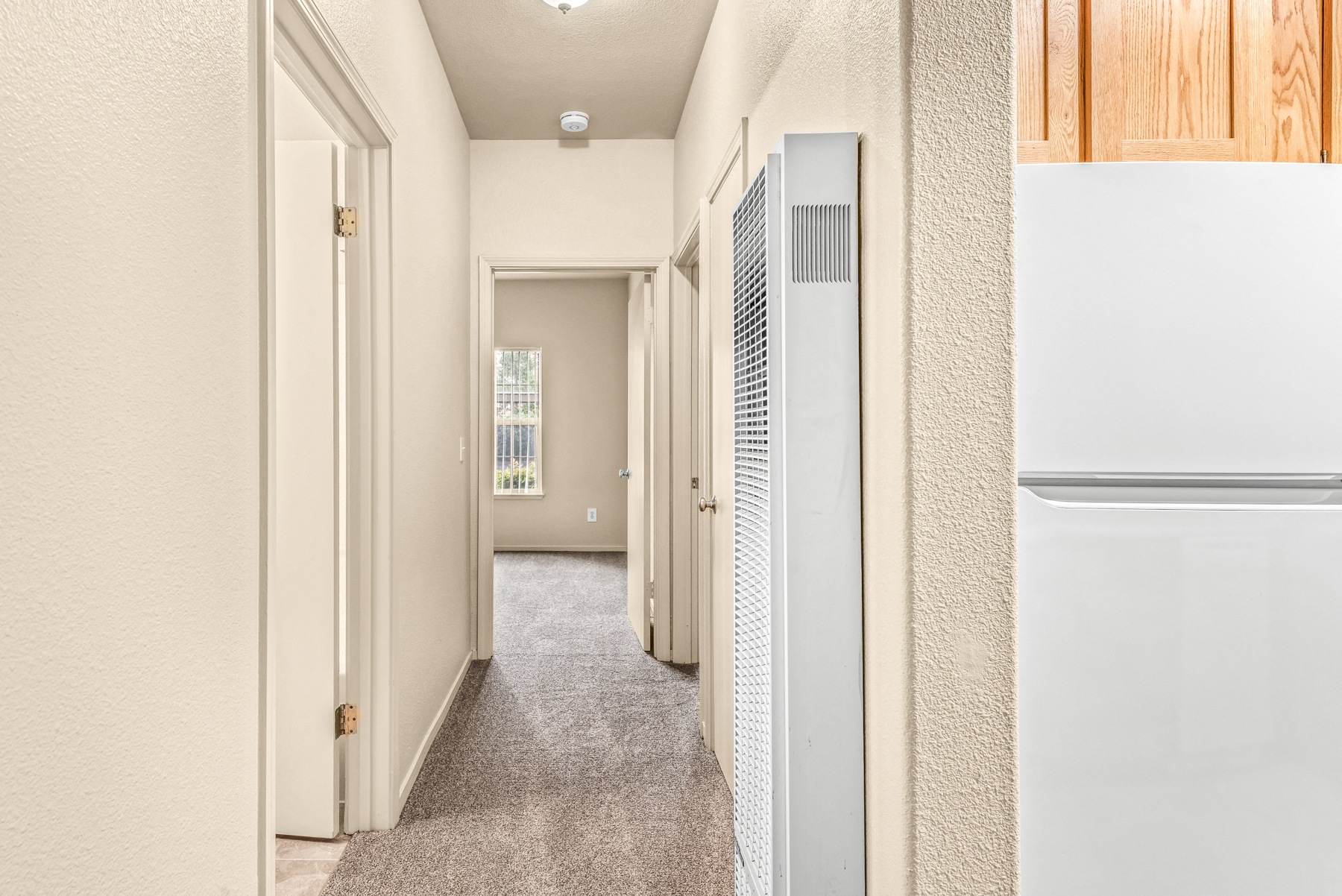 Deer Path LLC Apartments photo 4